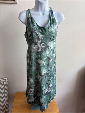 Patagonia Green Floral Racerback Midi Summer Dress Size Medium